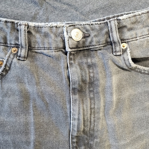 Zara Mini Skirt Womens Medium Black Jean Distressed Slit Front Button Up Denim - Picture 3 of 11